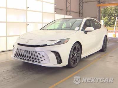 2025 Toyota Camry XSE - zdjęcie 1 z 21 - miniatura