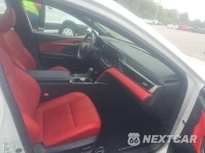 2025 Toyota Camry XSE - zdjęcie 8 z 21 - miniatura