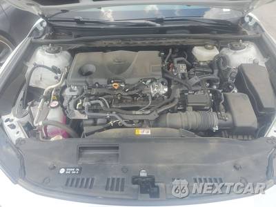 2025 Toyota Camry XSE - zdjęcie 15 z 21 - miniatura