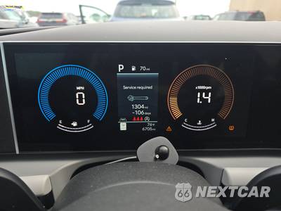 2025 Hyundai Tucson SEL - zdjęcie 8 z 18 - miniatura