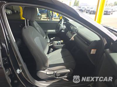 2025 Hyundai IONIQ 5 SE - zdjęcie 14 z 22 - miniatura