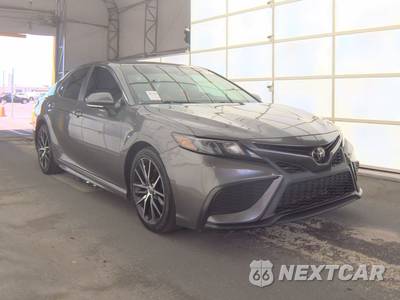 2022 Toyota Camry SE - zdjęcie 3 z 32 - miniatura
