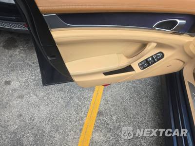 2011 Porsche Panamera - zdjęcie 9 z 18 - miniatura