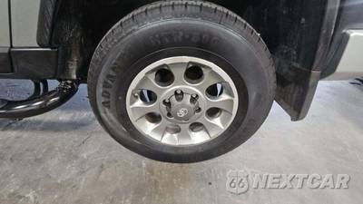 2012 Toyota FJ Cruiser w/Rear Doors - zdjęcie 25 z 38 - miniatura