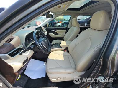 2022 Toyota Highlander Hybrid XLE - zdjęcie 7 z 29 - miniatura