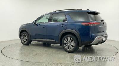 2025 Nissan Pathfinder SV - zdjęcie 5 z 12 - miniatura