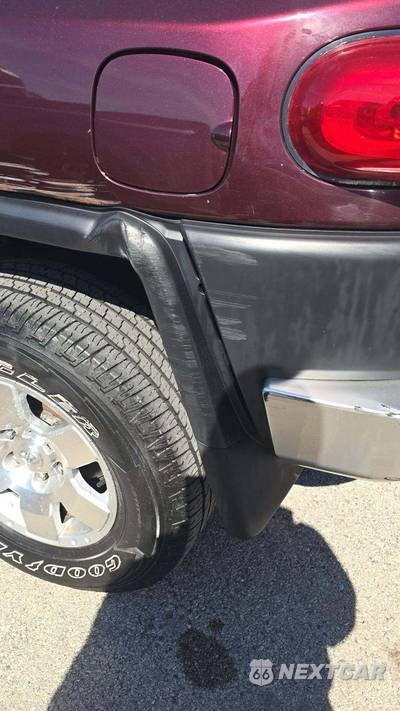 2007 Toyota FJ Cruiser w/Rear Doors - zdjęcie 23 z 34 - miniatura