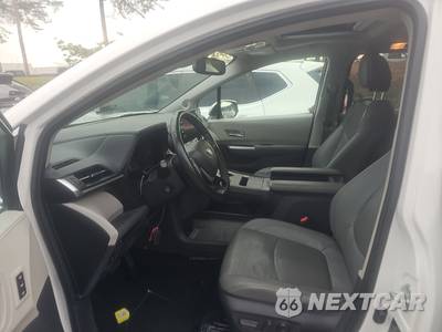 2021 Toyota Sienna Limited 7-Passenger 120.5" WB - zdjęcie 7 z 24 - miniatura