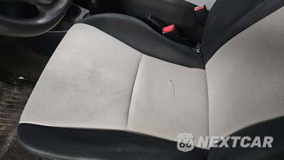 2013 Toyota Yaris L - zdjęcie 19 z 36 - miniatura