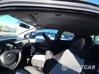 2013 Toyota Yaris L - zdjęcie 18 z 36 - miniatura