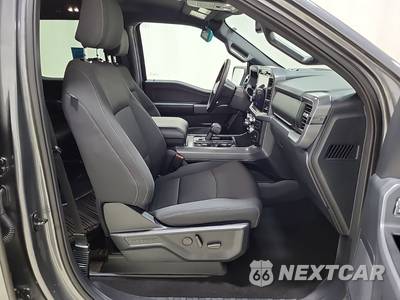2025 Ford F-150 XLT Crew Cab Short Bed - zdjęcie 5 z 16 - miniatura