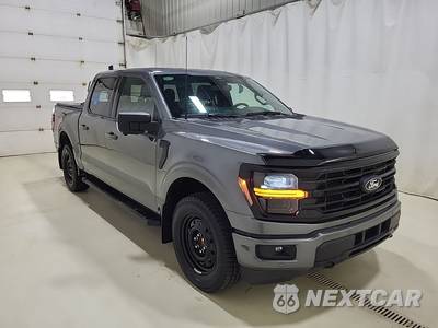 2025 Ford F-150 XLT Crew Cab Short Bed - zdjęcie 2 z 16 - miniatura