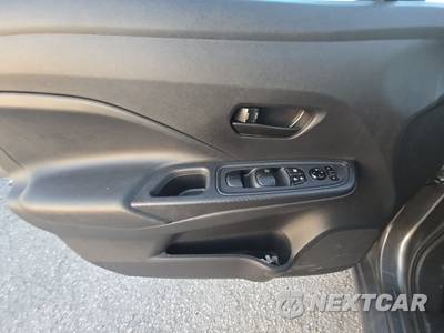 2025 Nissan Versa S - zdjęcie 9 z 18 - miniatura