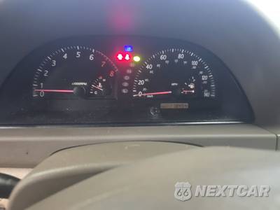 2004 Toyota Camry SE - zdjęcie 12 z 18 - miniatura