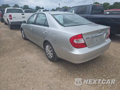 2003 Toyota Camry LE - zdjęcie 6 z 17 - miniatura