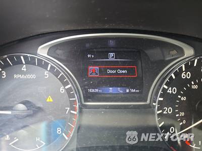 2018 Nissan Pathfinder Platinum - zdjęcie 12 z 27 - miniatura