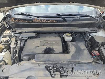 2018 Nissan Pathfinder Platinum - zdjęcie 15 z 27 - miniatura