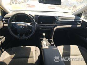 2025 Toyota Camry LE - zdjęcie 6 z 13 - miniatura
