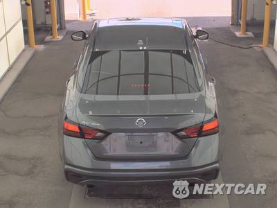 2020 Nissan Altima SR - zdjęcie 6 z 32 - miniatura