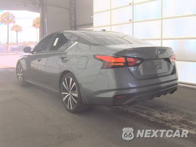 2020 Nissan Altima SR - zdjęcie 8 z 32 - miniatura