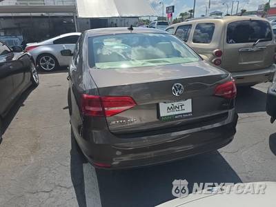 2015 Volkswagen Jetta TDI SEL - zdjęcie 5 z 23 - miniatura