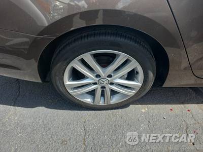 2015 Volkswagen Jetta TDI SEL - zdjęcie 10 z 23 - miniatura