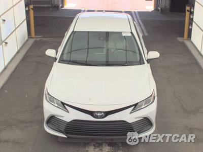 2022 Toyota Camry LE - zdjęcie 2 z 30 - miniatura