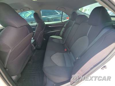 2022 Toyota Camry LE - zdjęcie 19 z 30 - miniatura