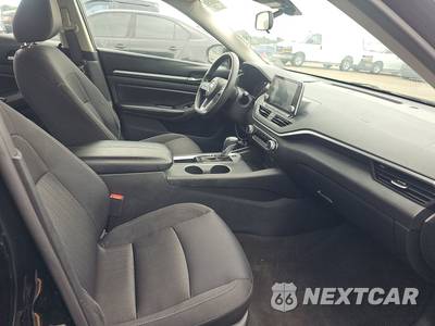 2022 Nissan Altima SV - zdjęcie 8 z 19 - miniatura