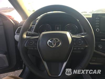 2024 Toyota Camry SE - zdjęcie 10 z 30 - miniatura