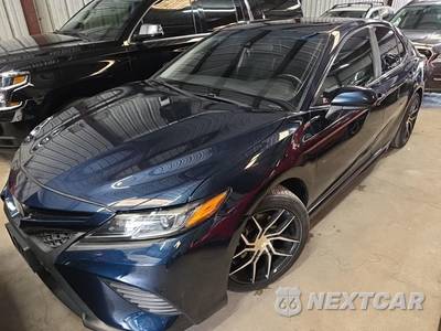 2019 Toyota Camry SE - zdjęcie 1 z 18 - miniatura