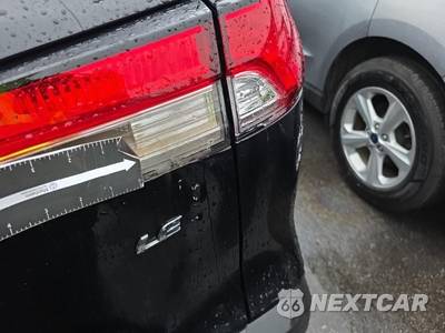 2023 Toyota Corolla Cross LE - zdjęcie 22 z 24 - miniatura