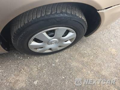 2002 Toyota Camry LE - zdjęcie 9 z 21 - miniatura