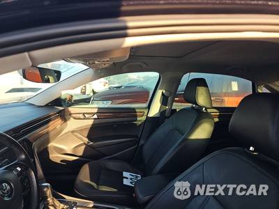 2020 Volkswagen Passat 2.0T SEL - zdjęcie 17 z 24 - miniatura