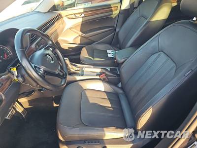 2020 Volkswagen Passat 2.0T SEL - zdjęcie 7 z 24 - miniatura