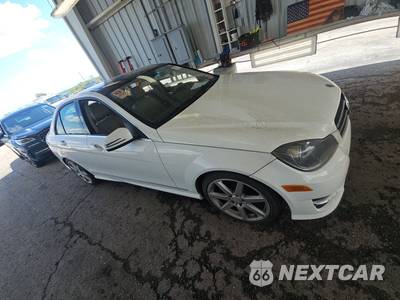 2014 Mercedes-Benz C 250 Sedan - zdjęcie 3 z 29 - miniatura