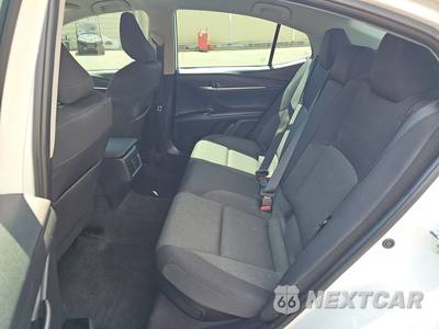2025 Toyota Camry LE - zdjęcie 9 z 24 - miniatura