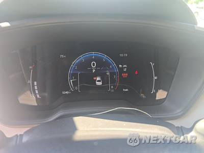 2026 Toyota Corolla LE Sedan - zdjęcie 8 z 18 - miniatura