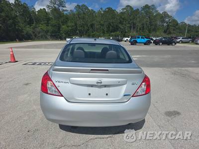 2013 Nissan Versa 1.6 SV - zdjęcie 5 z 30 - miniatura