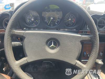1983 Mercedes-Benz 500 500 SL - zdjęcie 10 z 32 - miniatura