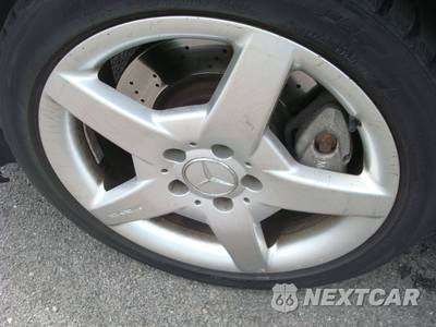 2009 Mercedes-Benz CLK 350 Convertible - zdjęcie 66 z 77 - miniatura