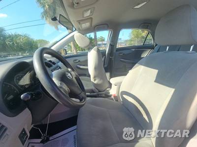 2012 Toyota Corolla LE - zdjęcie 7 z 28 - miniatura
