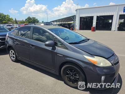 2014 Toyota Prius Four - zdjęcie 3 z 31 - miniatura