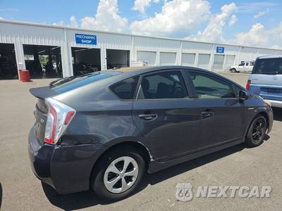 2014 Toyota Prius Four - zdjęcie 4 z 31 - miniatura