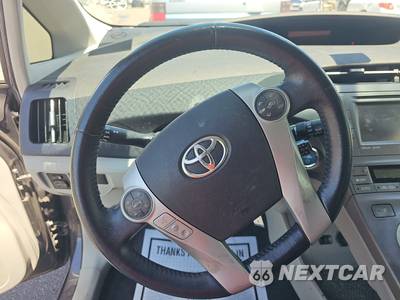 2014 Toyota Prius Four - zdjęcie 10 z 31 - miniatura