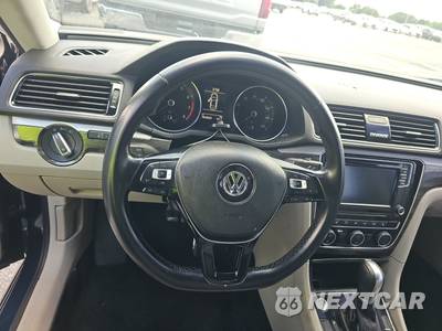 2018 Volkswagen Passat 2.0T SE - zdjęcie 10 z 25 - miniatura