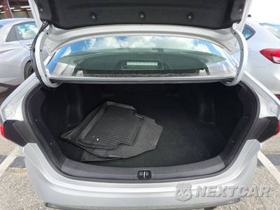2023 Toyota Corolla SE Sedan - zdjęcie 16 z 25 - miniatura