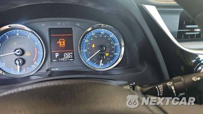 2017 Toyota Corolla LE Sedan - zdjęcie 35 z 44 - miniatura