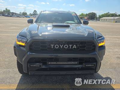 2025 Toyota 4Runner i-FORCE MAX TRD Pro - zdjęcie 2 z 19 - miniatura