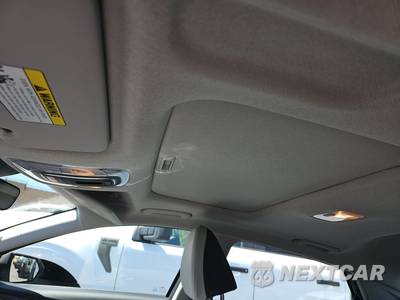 2025 Hyundai Elantra Hybrid Limited - zdjęcie 17 z 25 - miniatura